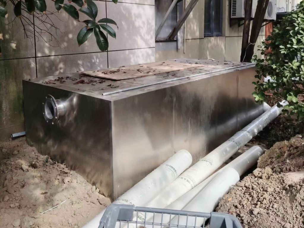 宝山红太阳商业广场地埋式油水分离器